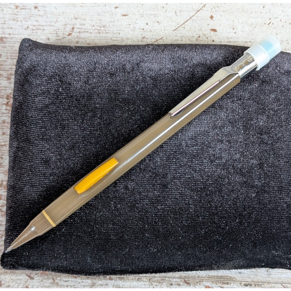 Vtg Pentel PD349 Quicker Quicker Brown Orange 0.9mm Mechanical Pencil 1980s JPN - Picture 1 of 7